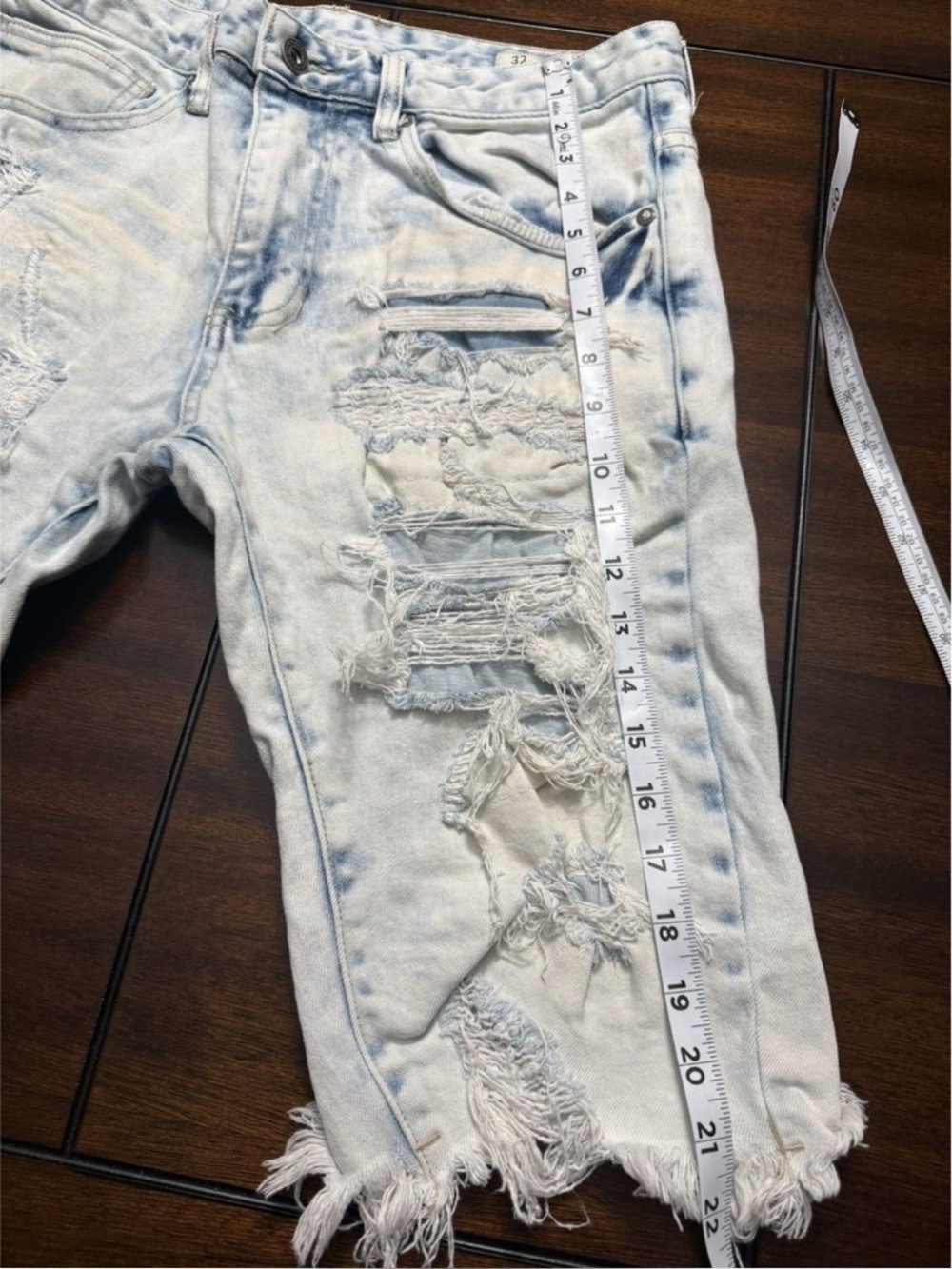 Smoke Rise Light Wash Distressed Jean Shorts -Mens 32